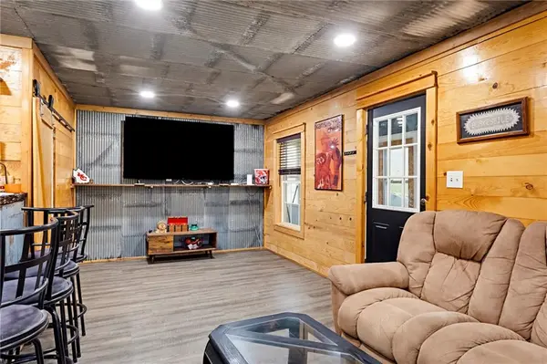 1010 W 14th ST, Trenton, MO 64683