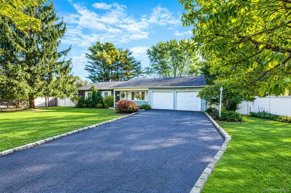 211 Mount Sinai Coram RD, Coram, NY 11727