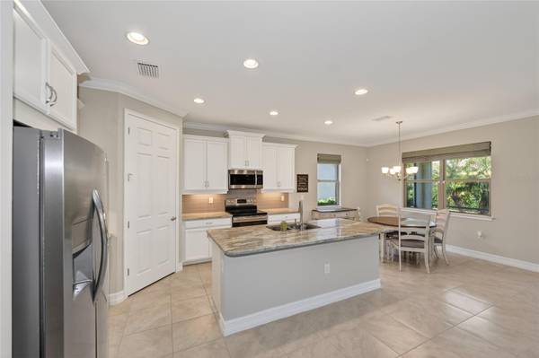 156 VENTOSA PL, Nokomis, FL 34275