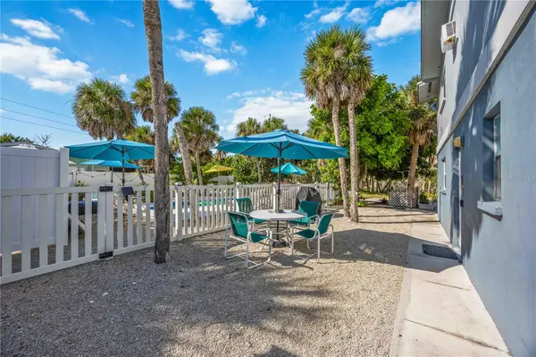 5075 N BEACH RD #B, Englewood, FL 34223