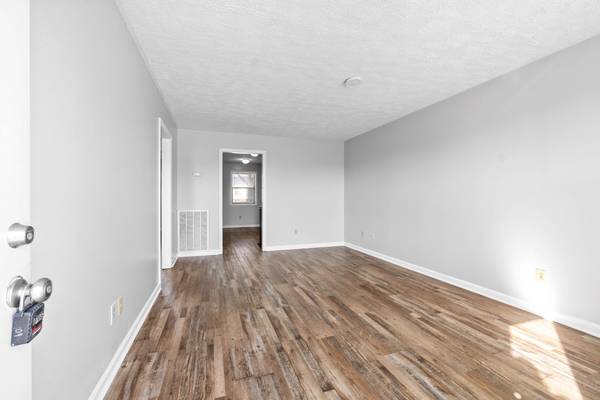 122 Stephanie Dr #B, Clarksville, TN 37042