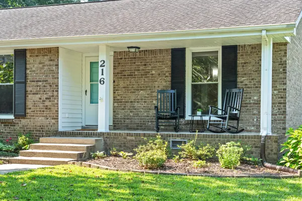 216 Millstone Cir, Clarksville, TN 37042
