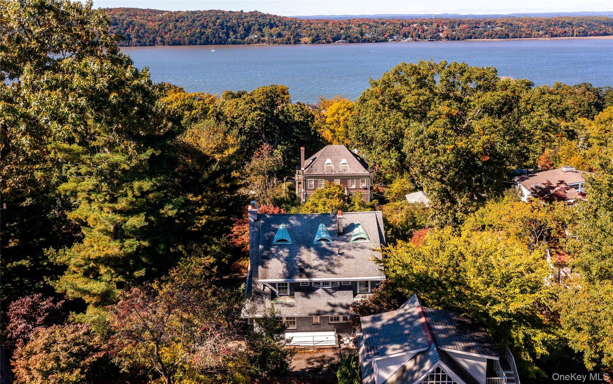 42 Southlawn AVE, Dobbs Ferry, NY 10522