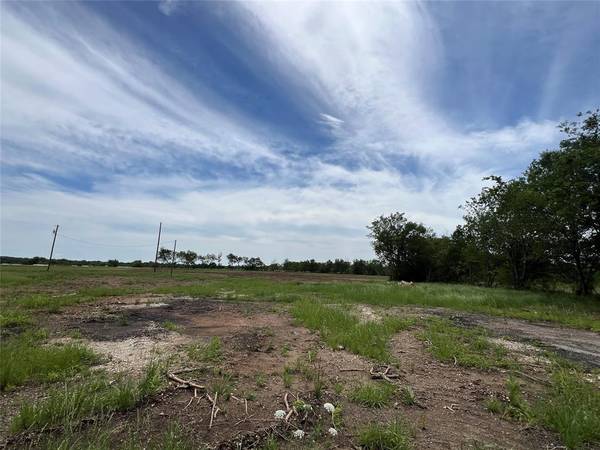 2122 Main Street, Sulphur Springs, TX 75482