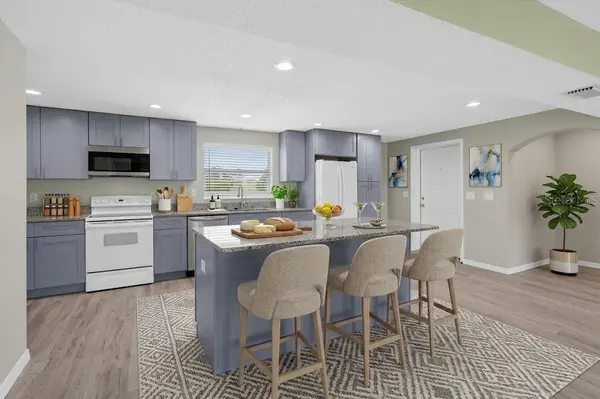 701 FISH LIPS LN, Ruskin, FL 33570
