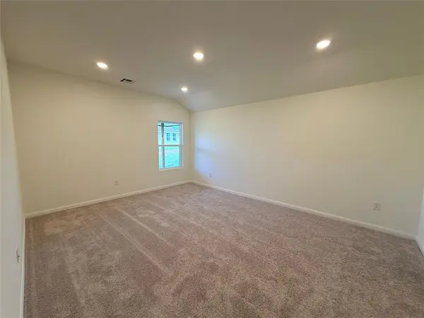 21227 SE 32nd ST, Harrah, OK 73045