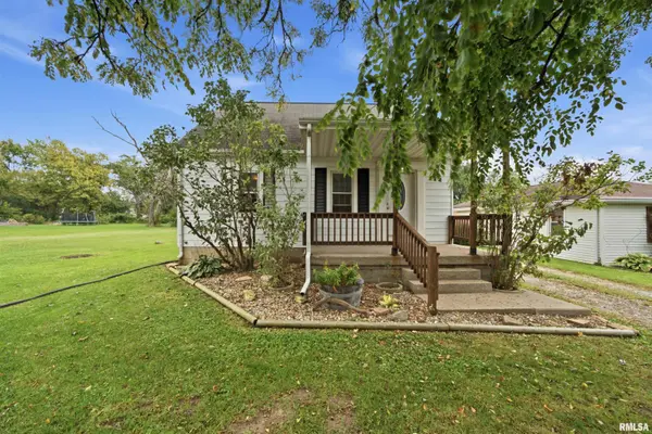 112 CHERRY LN, Washington, IL 61571