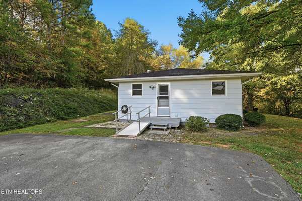 113 East Drive, Parrottsville, TN 37843