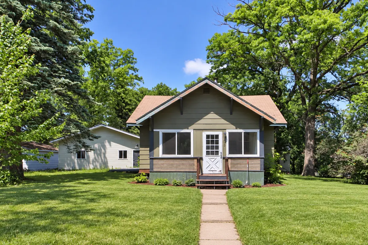 413 1st ST SW, Crosby, MN 56441