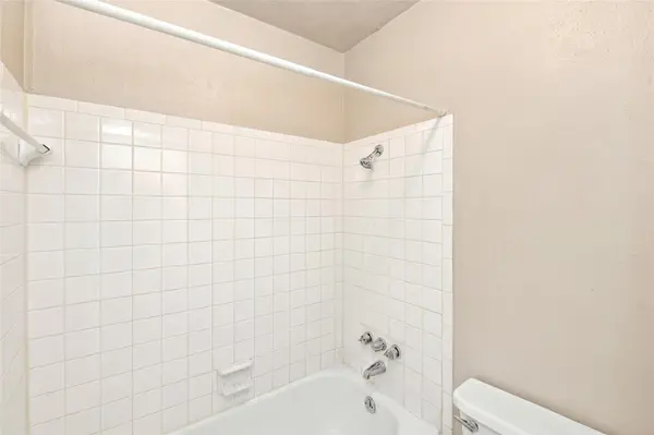 400 W 34th ST #101, Austin, TX 78705