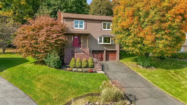 15 Holly Ridge RD, Valhalla, NY 10595