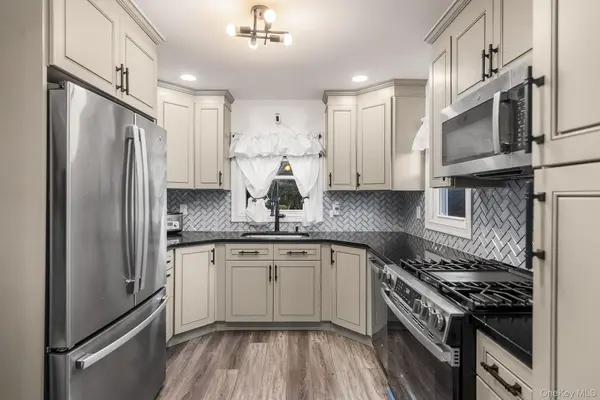 108 Beverly RD, Hempstead, NY 11550