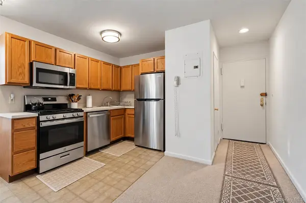 9 Bryant CRES #2N, White Plains, NY 10605