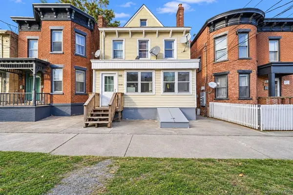100 Carson AVE, Newburgh, NY 12550