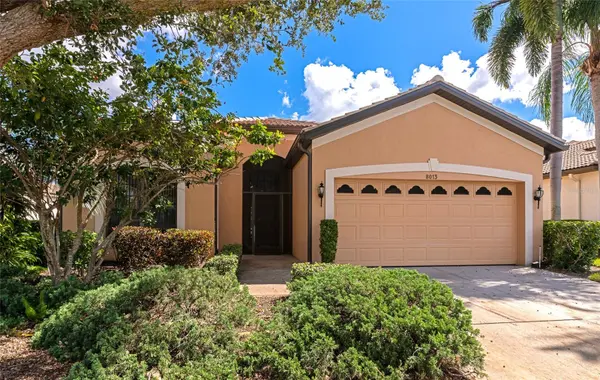 8013 STIRLING FALLS CIR, Sarasota, FL 34243