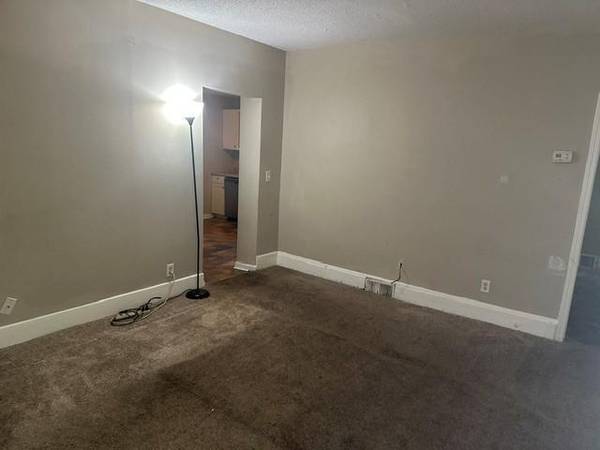 929 6th ST E, Saint Paul, MN 55106