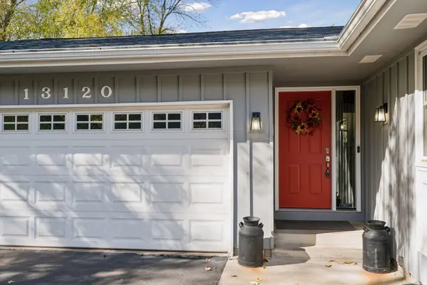 13120 Thomas AVE S, Burnsville, MN 55337