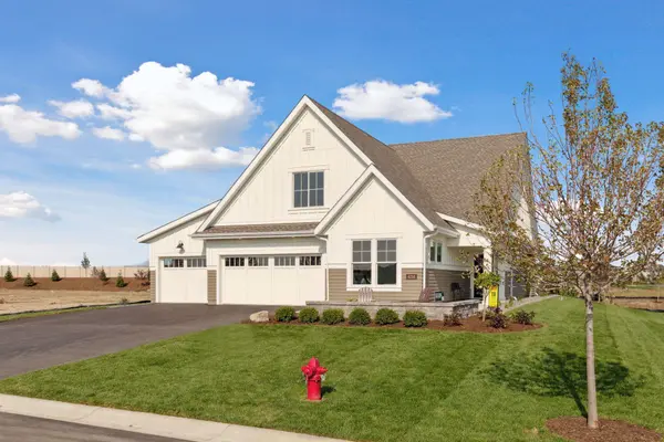 6372 Lakeside DR, Victoria, MN 55318