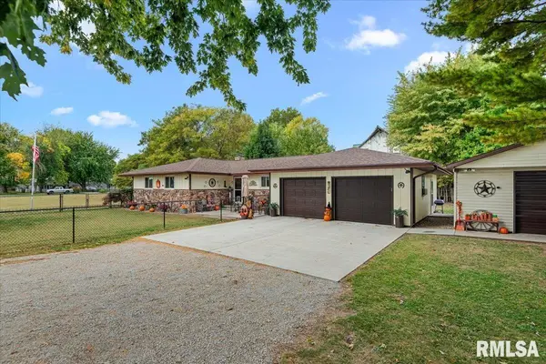 7 WASHINGTON CT, Edinburg, IL 62531