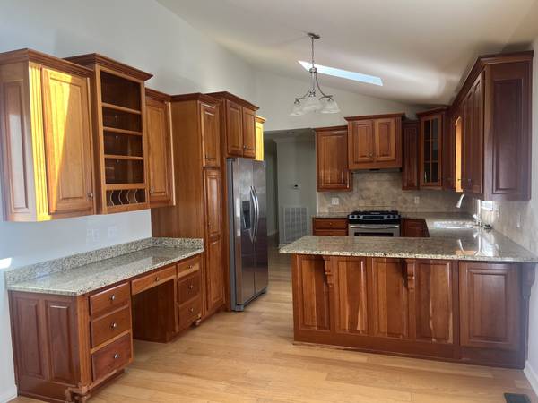 2 Iris Dr, Hickman, TN 38567