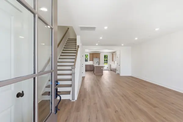 140 Nearwater Place, Hendersonville, TN 37075