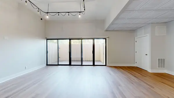 6666 Brookmont Ter #113, Nashville, TN 37205