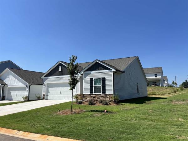 1404 Wild Indigo WAY, Moore, SC 29369