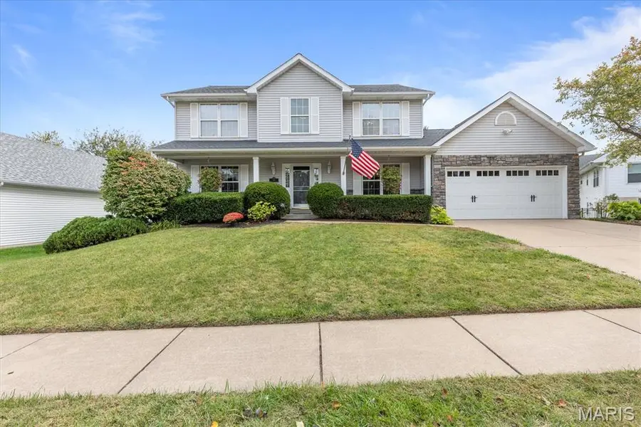 240 E Governor PL, St Charles, MO 63301