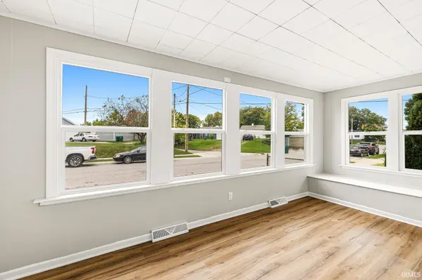 142 River AVE, Mishawaka, IN 46544