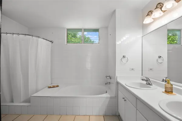 351 CAMINO LOS LIRIOS, Gurabo, PR 00778