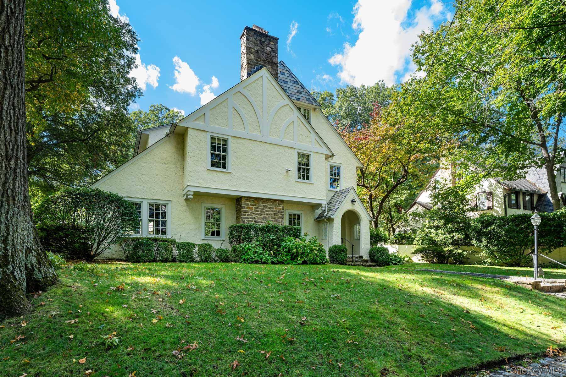 49 Beechmont AVE, Bronxville, NY 10708