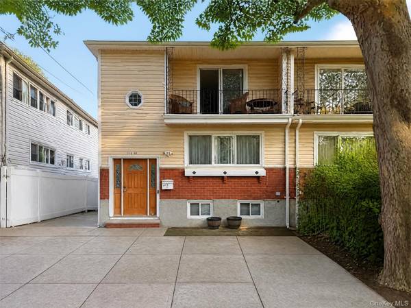 149-49 257th ST, Rosedale, NY 11422