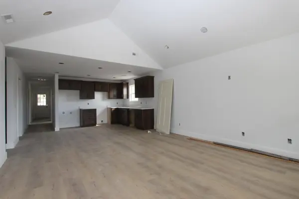 100 Clouse ST, Fordland, MO 65652