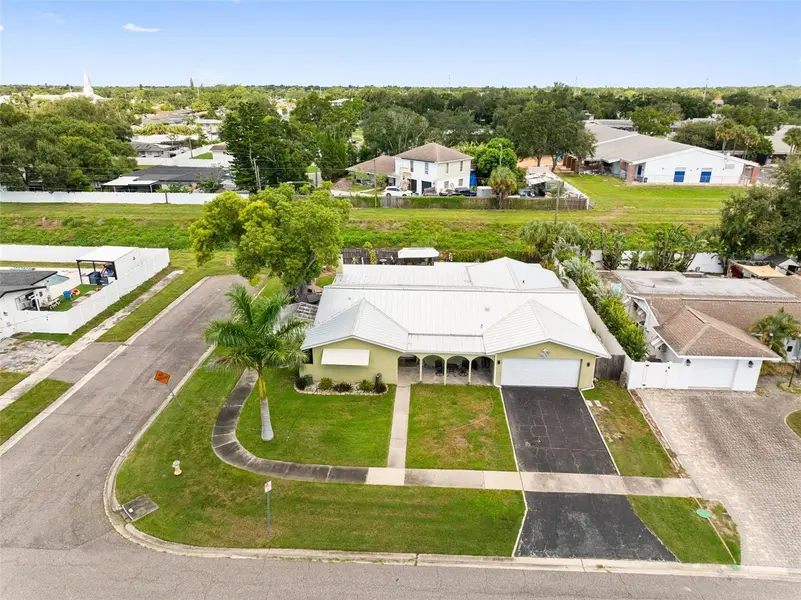 5893 34TH AVE N, St Petersburg, FL 33710