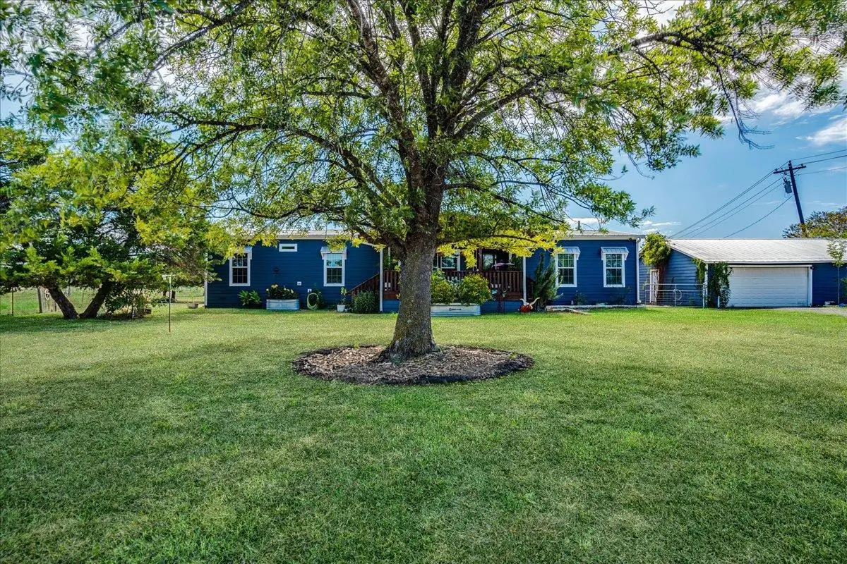 369 Cross Meadows CT, Buda, TX 78610