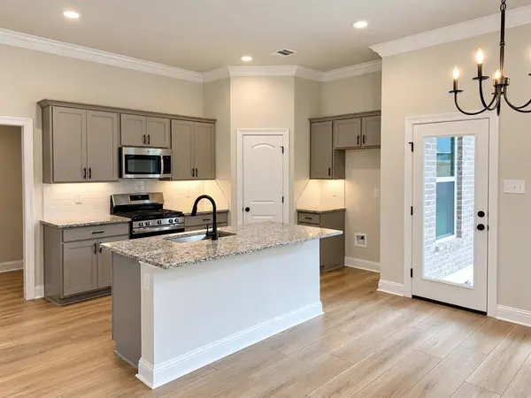 742 Crewe Lane, Bossier City, LA 71111