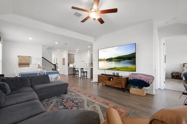 171 Alicante LN, Liberty Hill, TX 78642