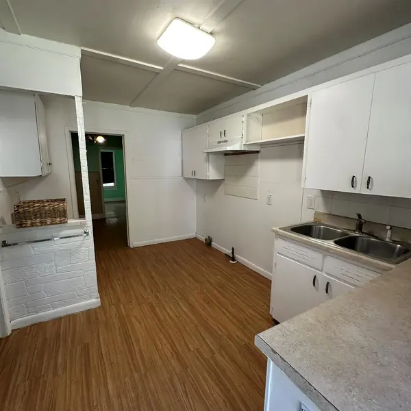 1912 Holly ST, Austin, TX 78702