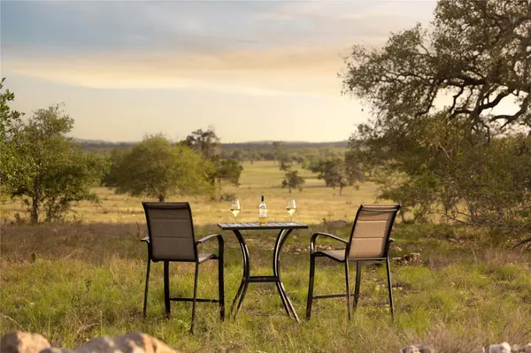2551 Prochnow RD, Dripping Springs, TX 78620