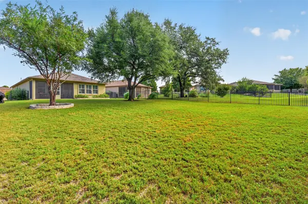607 Salado Creek LN, Georgetown, TX 78633