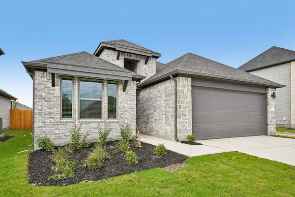 112 Melrose ST, Hutto, TX 78634