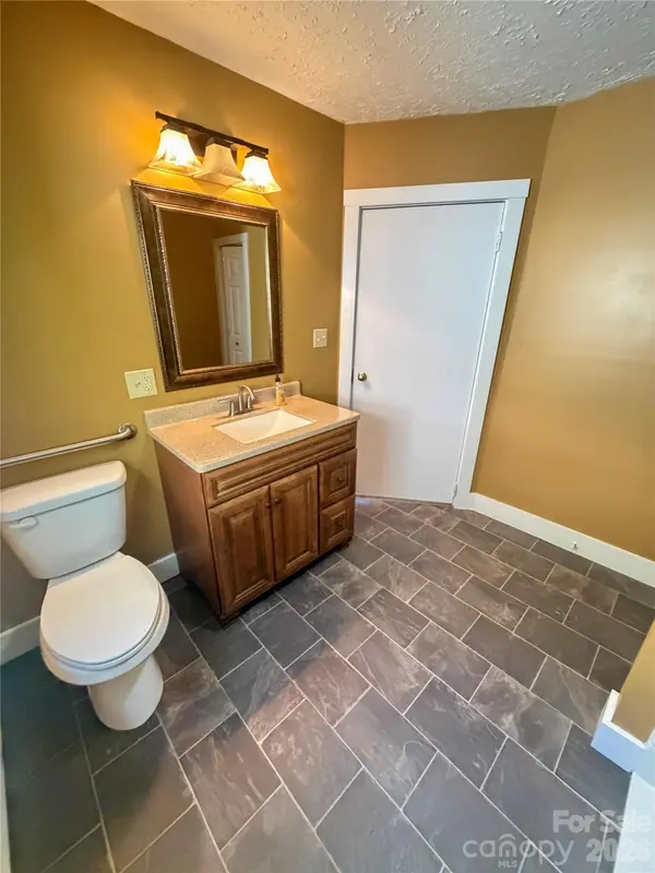 338 Sweet Creek RD, Bakersville, NC 28705