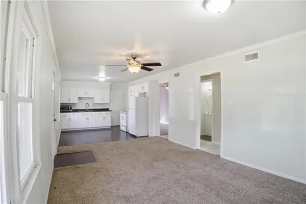 403 Lindy LN, Holden, MO 64040