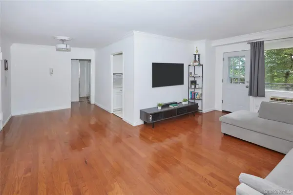 5700 Arlington AVE #1D, Bronx, NY 10471