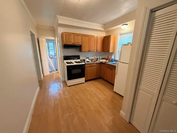52 First AVE, Kingston, NY 12401