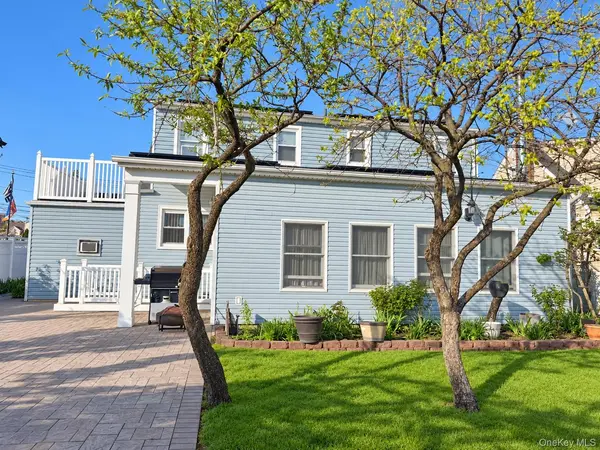 2360 York ST, East Meadow, NY 11554