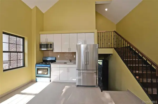 10647 Ditmars BLVD, East Elmhurst, NY 11369