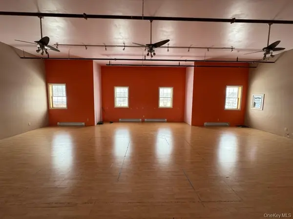6 Depot ST #206, Washingtonville, NY 10992