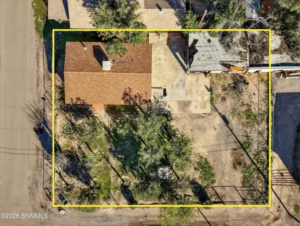 211 E Corpening AVE, La Mesa, NM 88044