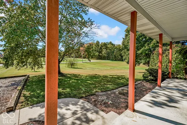2450 W 300 S, Columbus, IN 47201